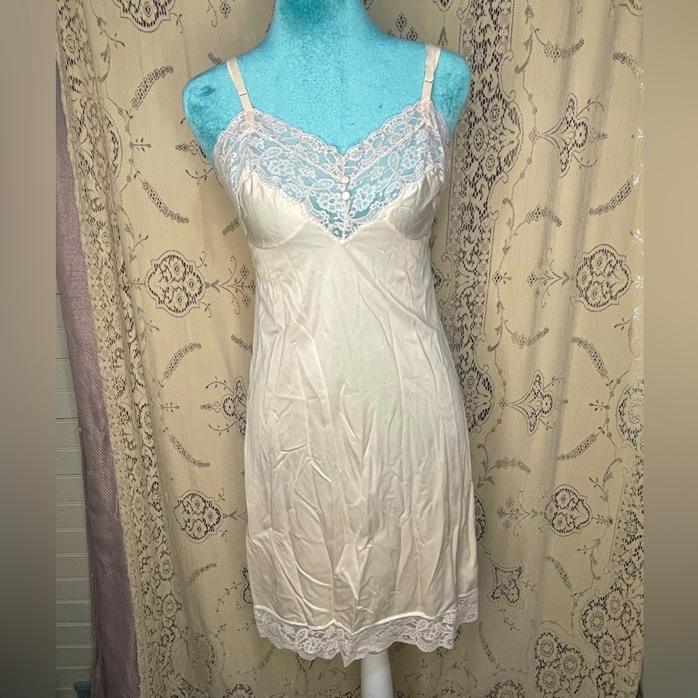 Kayser:vintage slip with lace details - Picture 1 of 5